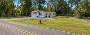 1017 De La Pointe Dr, Gautier MS